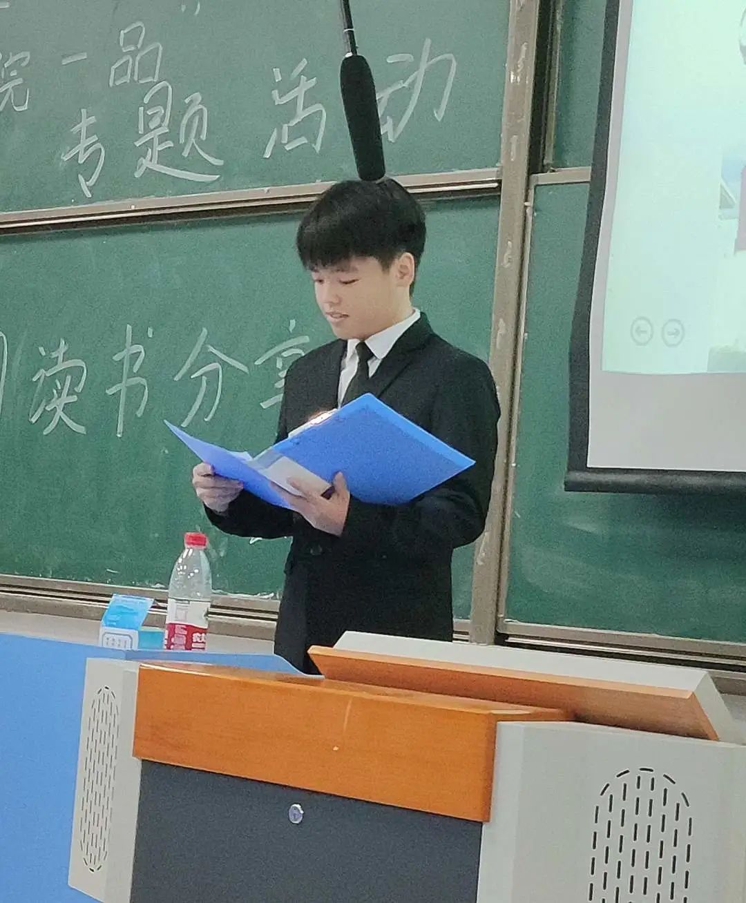 读书72.jpg