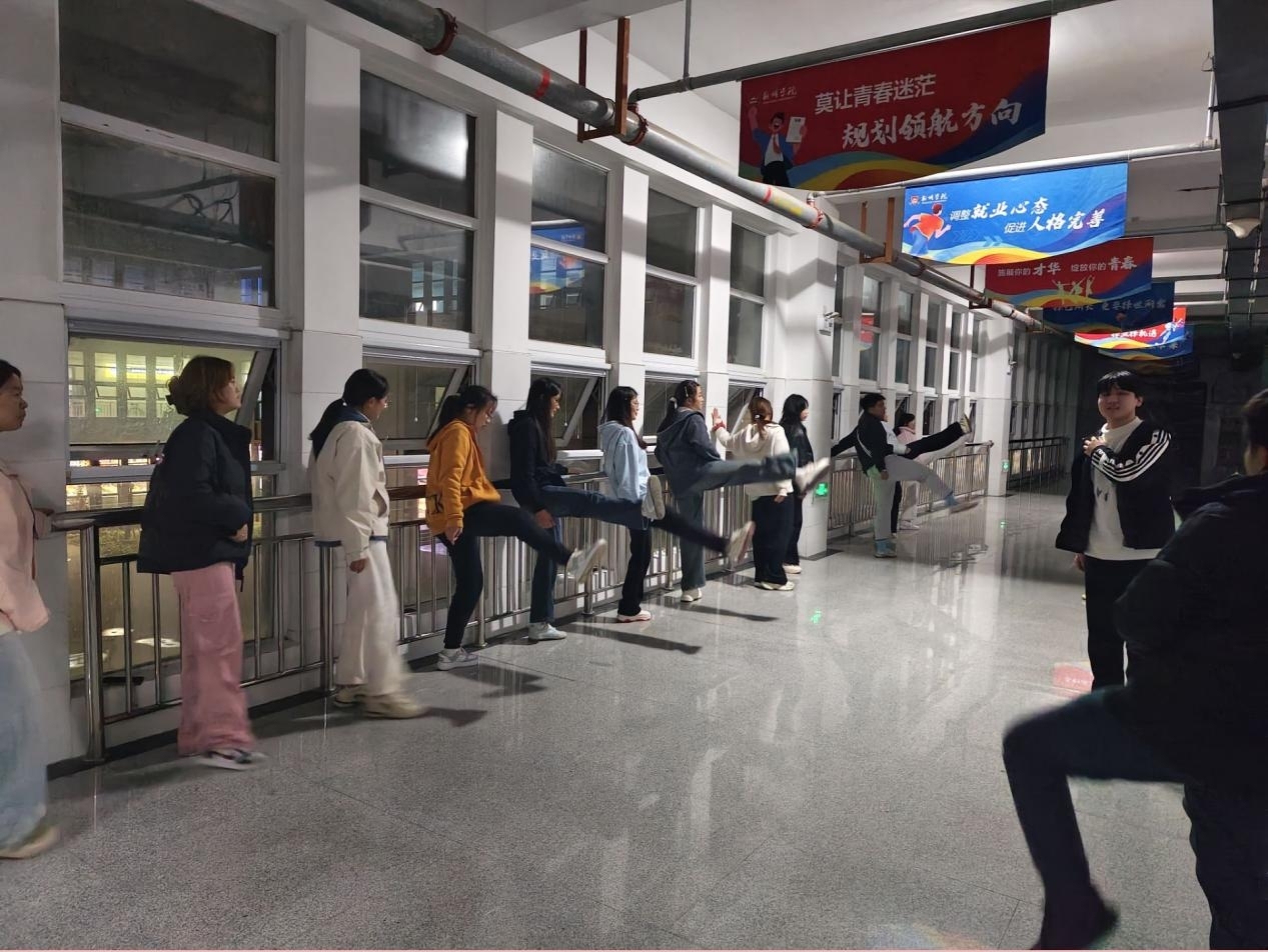 图片12.jpg 图片12.jpg