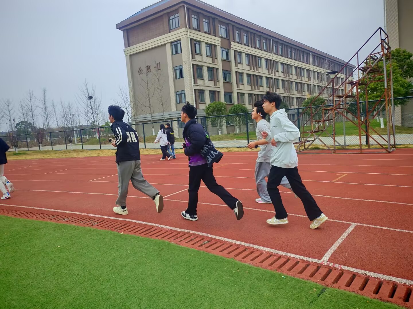 图片6.jpg 图片6.jpg