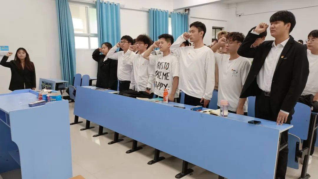 习近平4.jpg