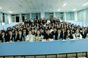 凝心聚力，同心同行——外国语学院/艺术与教育学院 团总支学生会第一次全体例会