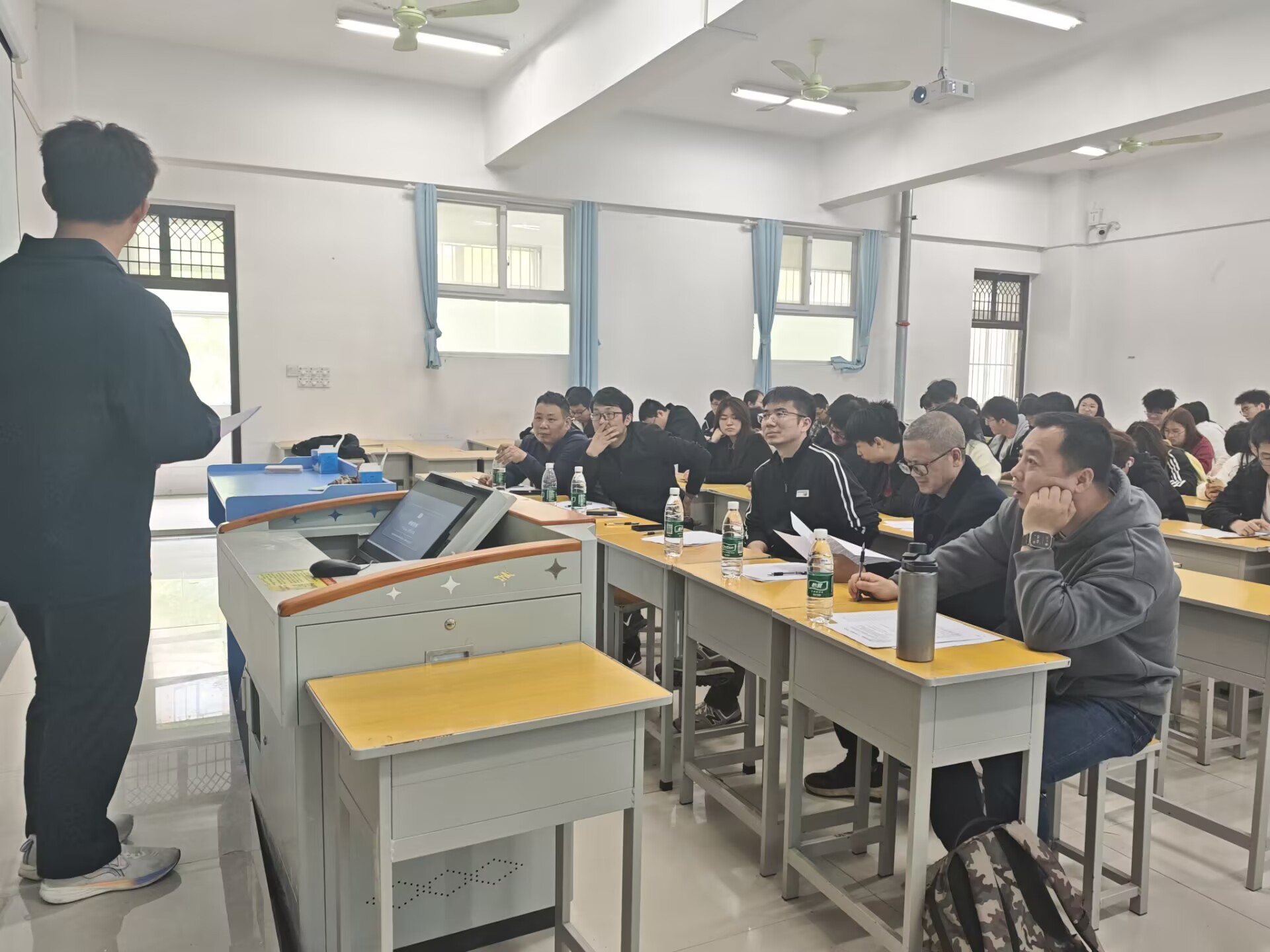 abca40c99af23bbc15c1fcacc9bf5989